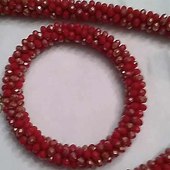 necklace and bracelet set red - Picture 3 of 3